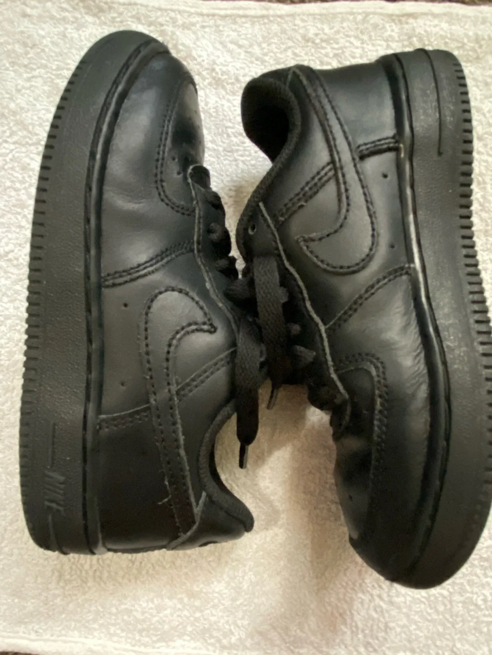 Nike Kids' Black Low-Top Sneakers Size 12 C